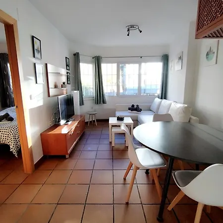 Apartment Arttyco Con Parking Y Wifi By Surynieve